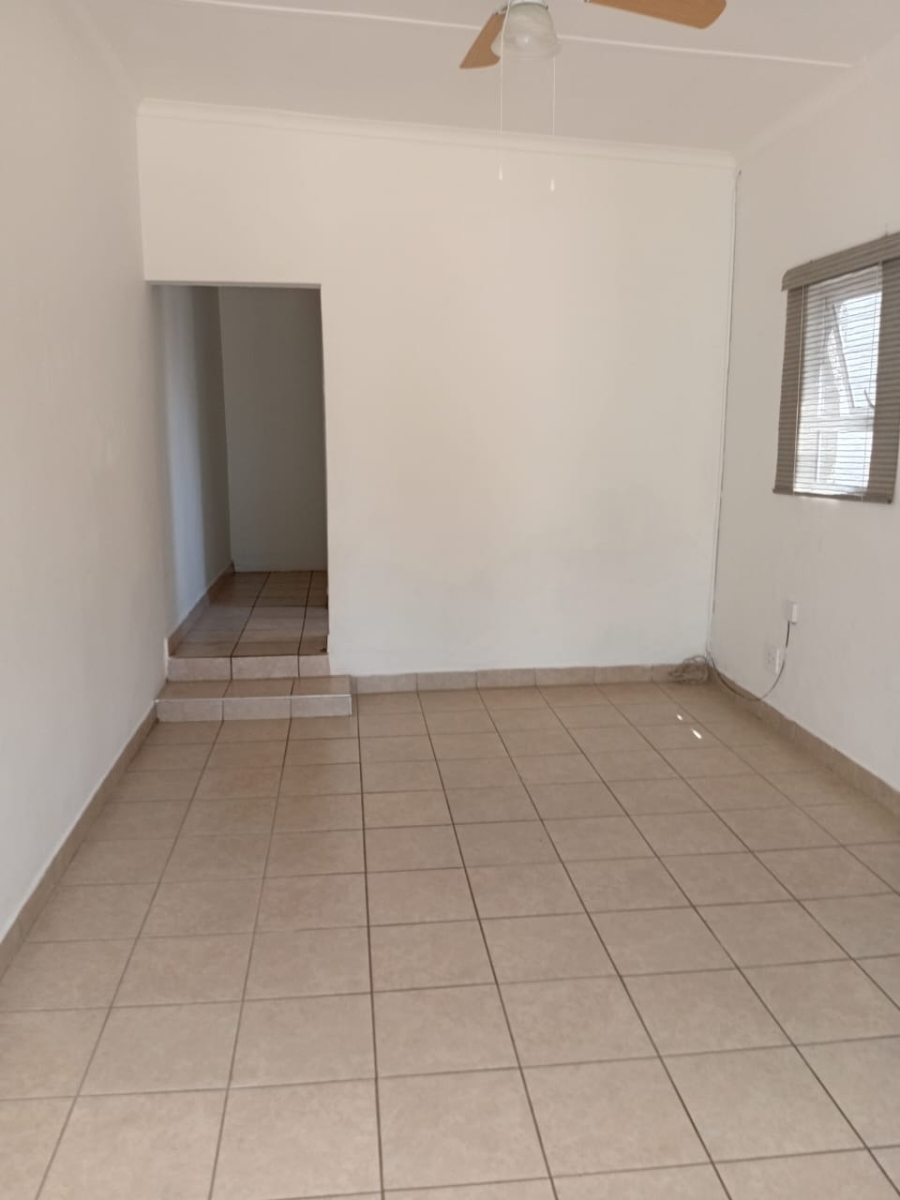 To Let 2 Bedroom Property for Rent in Vincent Eastern Cape